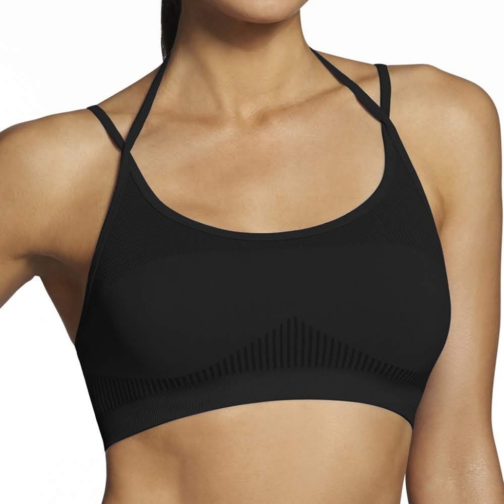 Fabletics black sports bra